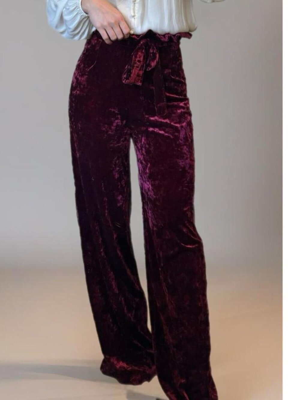 Burgundy crushed velvet wide-leg pants ❤️